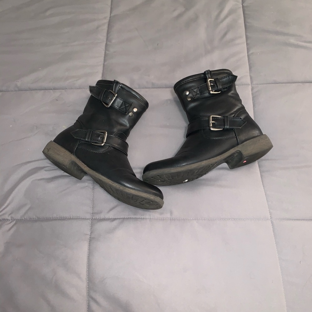Size 7 boots